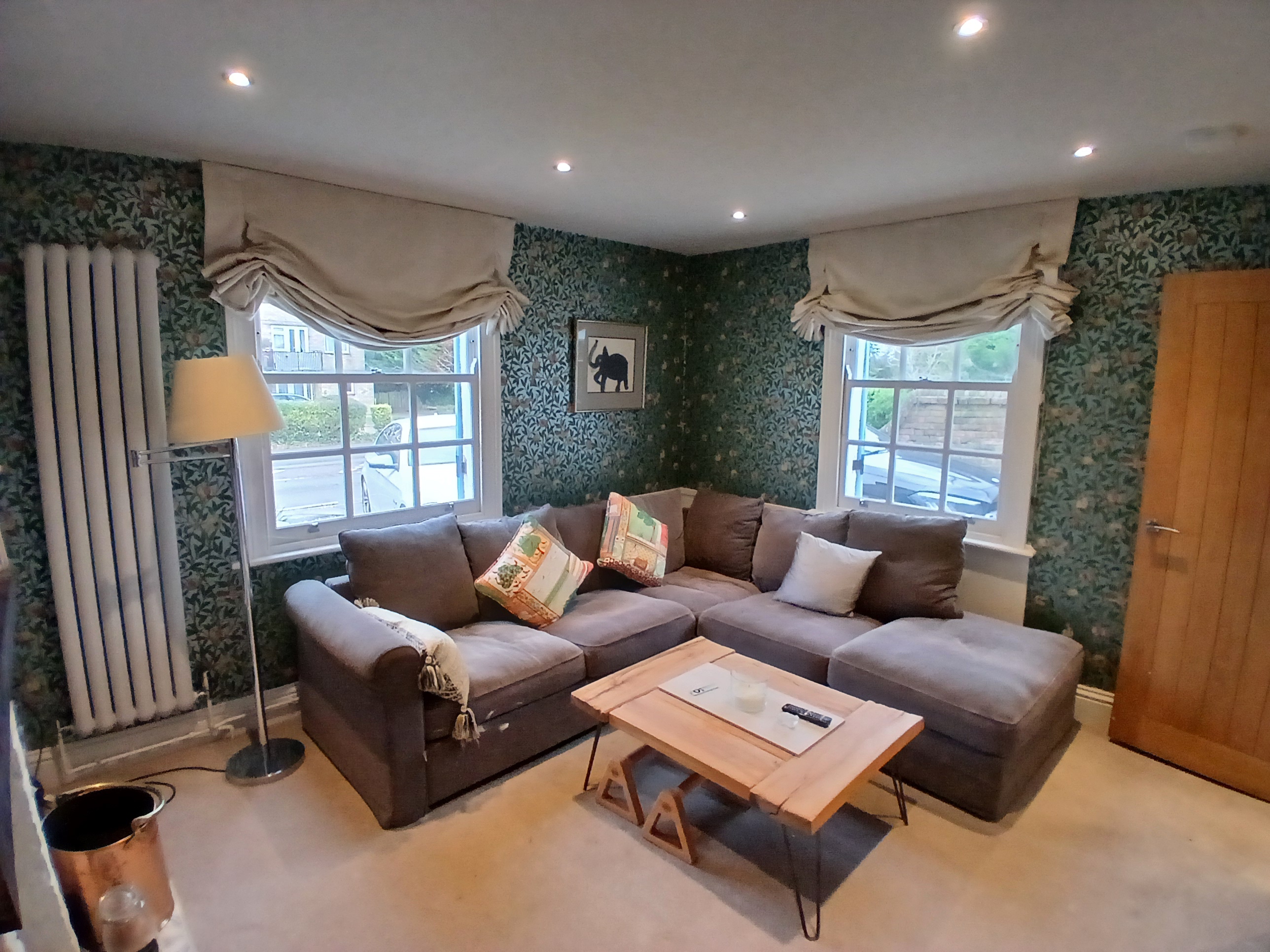 Lounge Alternate View